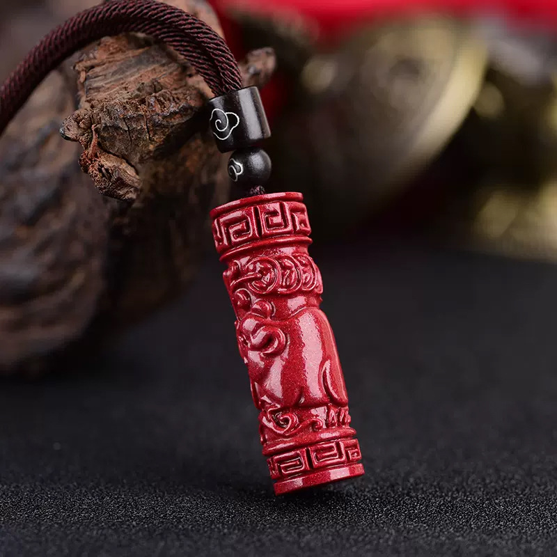 女性のための中国の干支ペンダント付きの赤いシナバーネックレス - Women'S Red Accessories のレビューと価格
